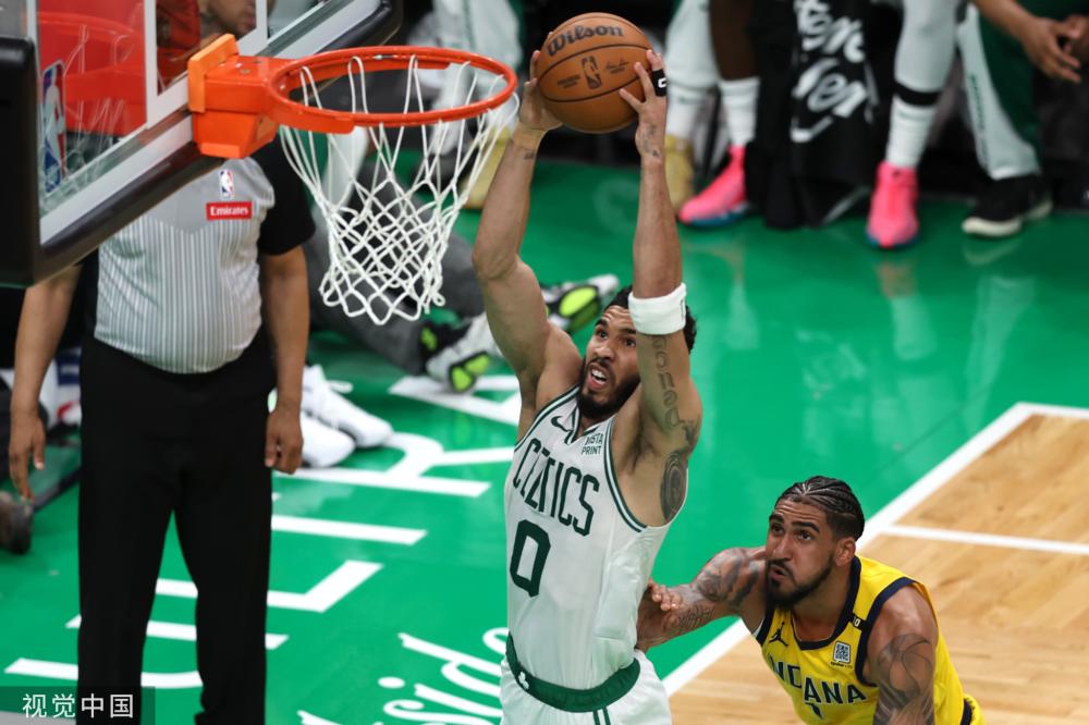 牵动着球迷 牵动着球迷