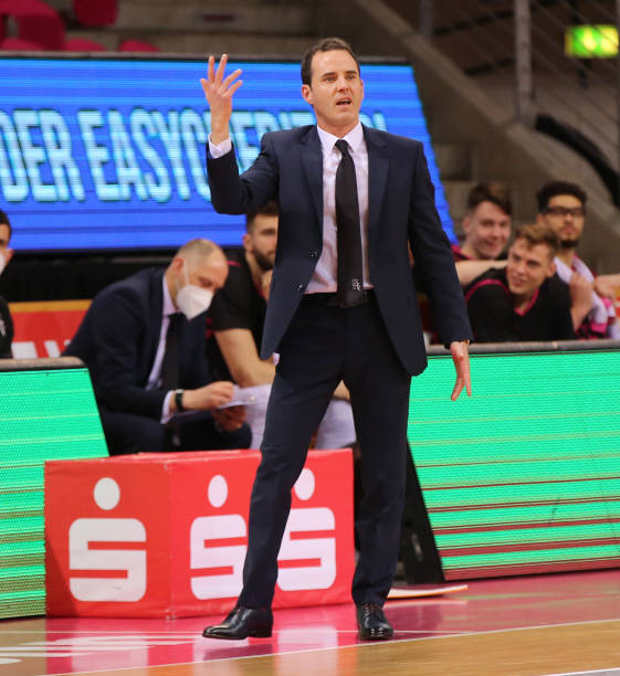 和助攻是考 和助攻是考